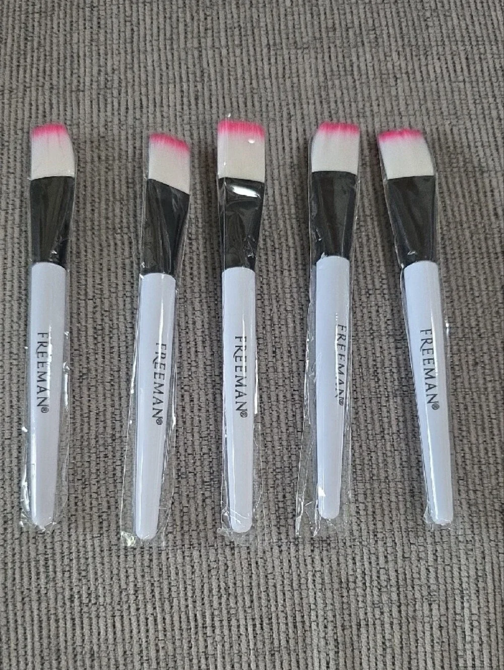 Freeman Pink-Tip Facial Makeup Brush Set, New, 5 Brushes.